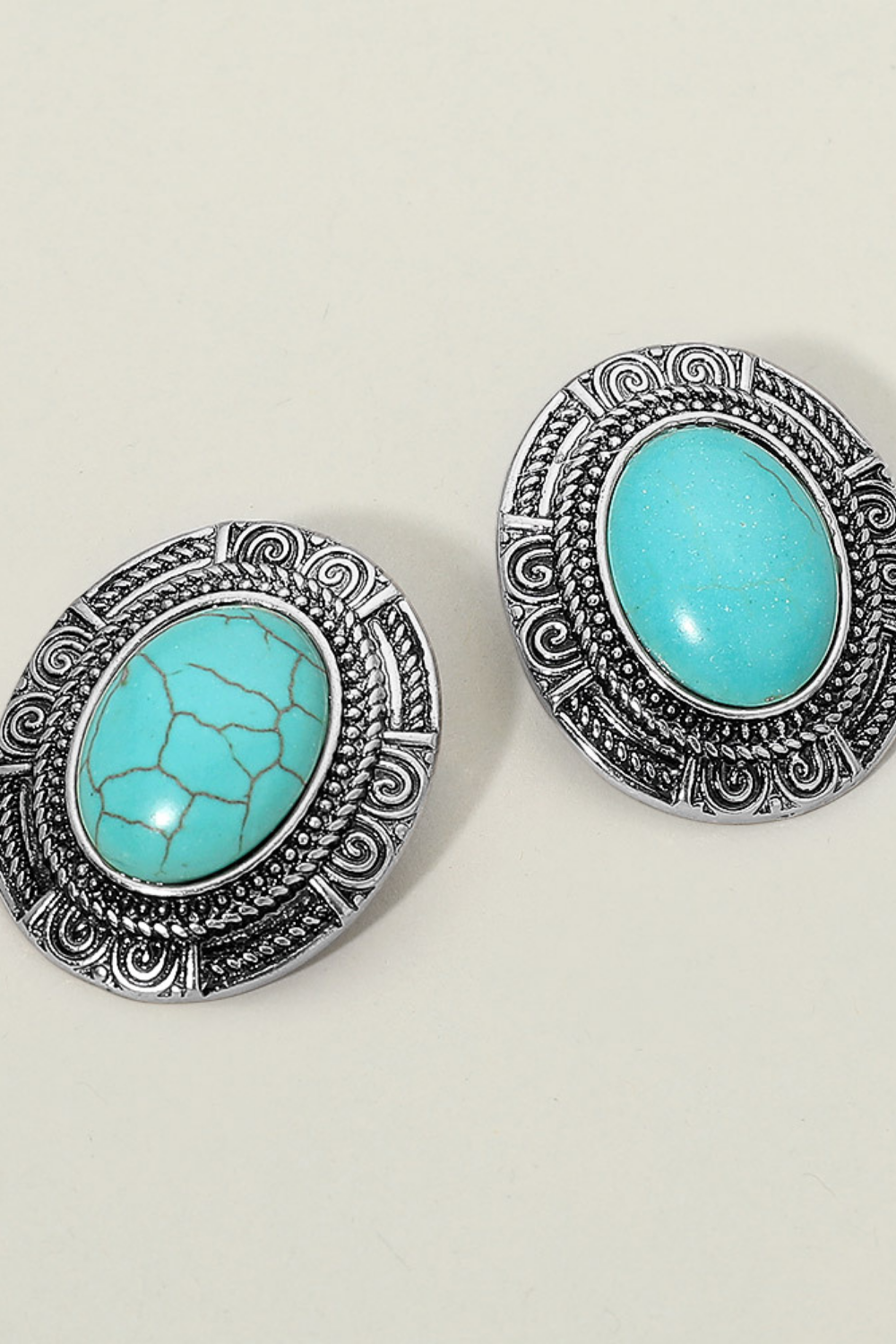 Mesa Belle Vintage Turquoise Oval Stud Earrings