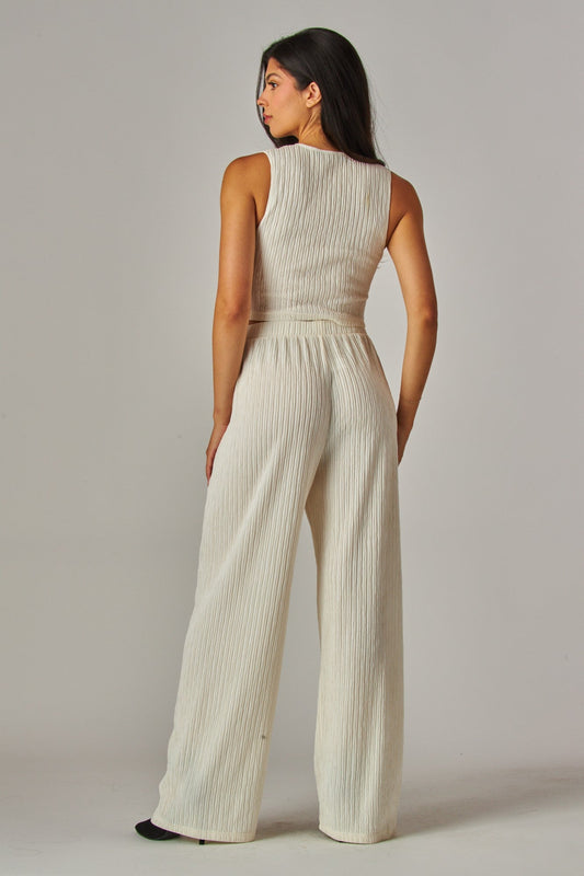 Plissé Waistcoat Top & Wide - Leg Pant Set – Chic Brunch, Work & Travel Outfit for Women - Cream outfit for women Vacation Outfits Birthday Dresses Going Out Looks