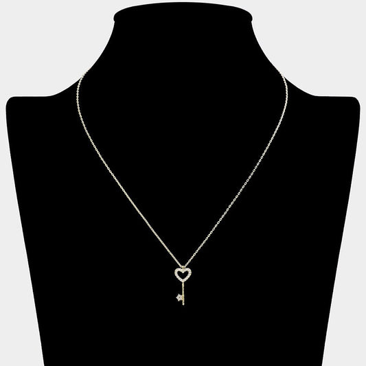 Secret Box™ 14K Gold Dipped Stone Paved Heart Key Pendant Necklace - Gold Necklace for women Vacation Outfits Birthday Dresses Going Out Looks