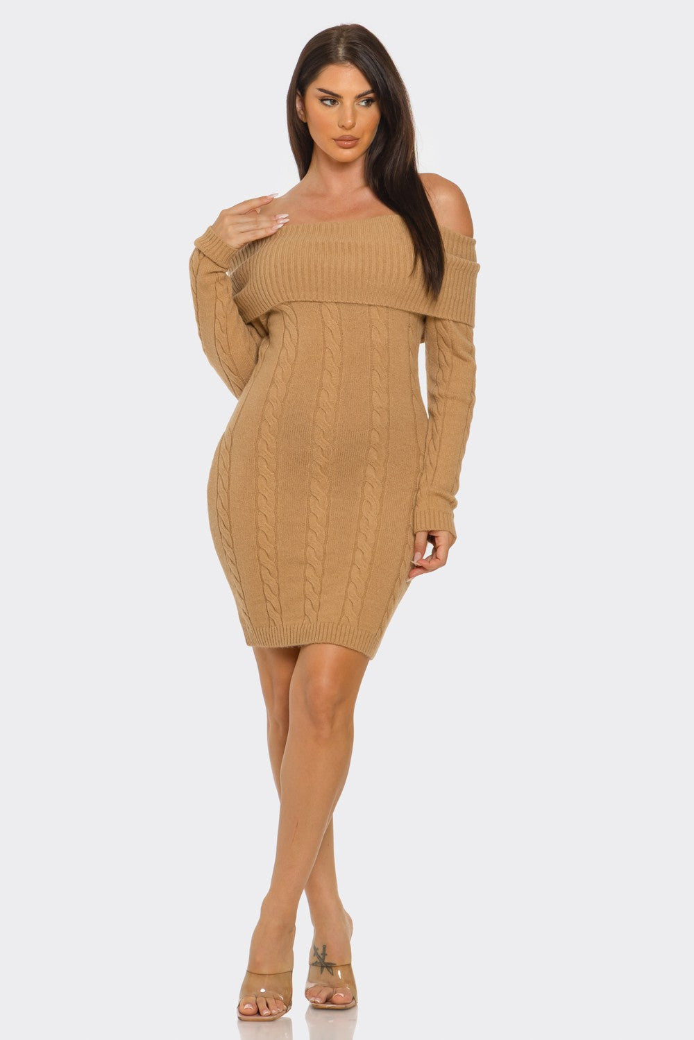Robe pull à épaules dénudées avec liseré replié