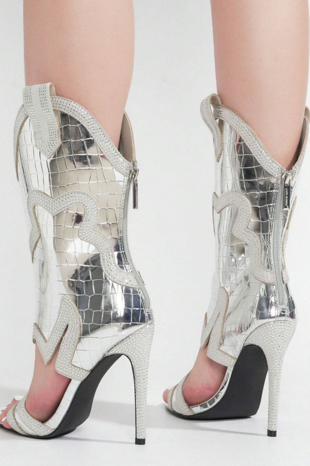 ANAYE-2 Silver Croc Heels