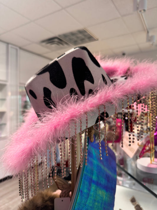 Sombrero de vaquera esponjoso con borlas