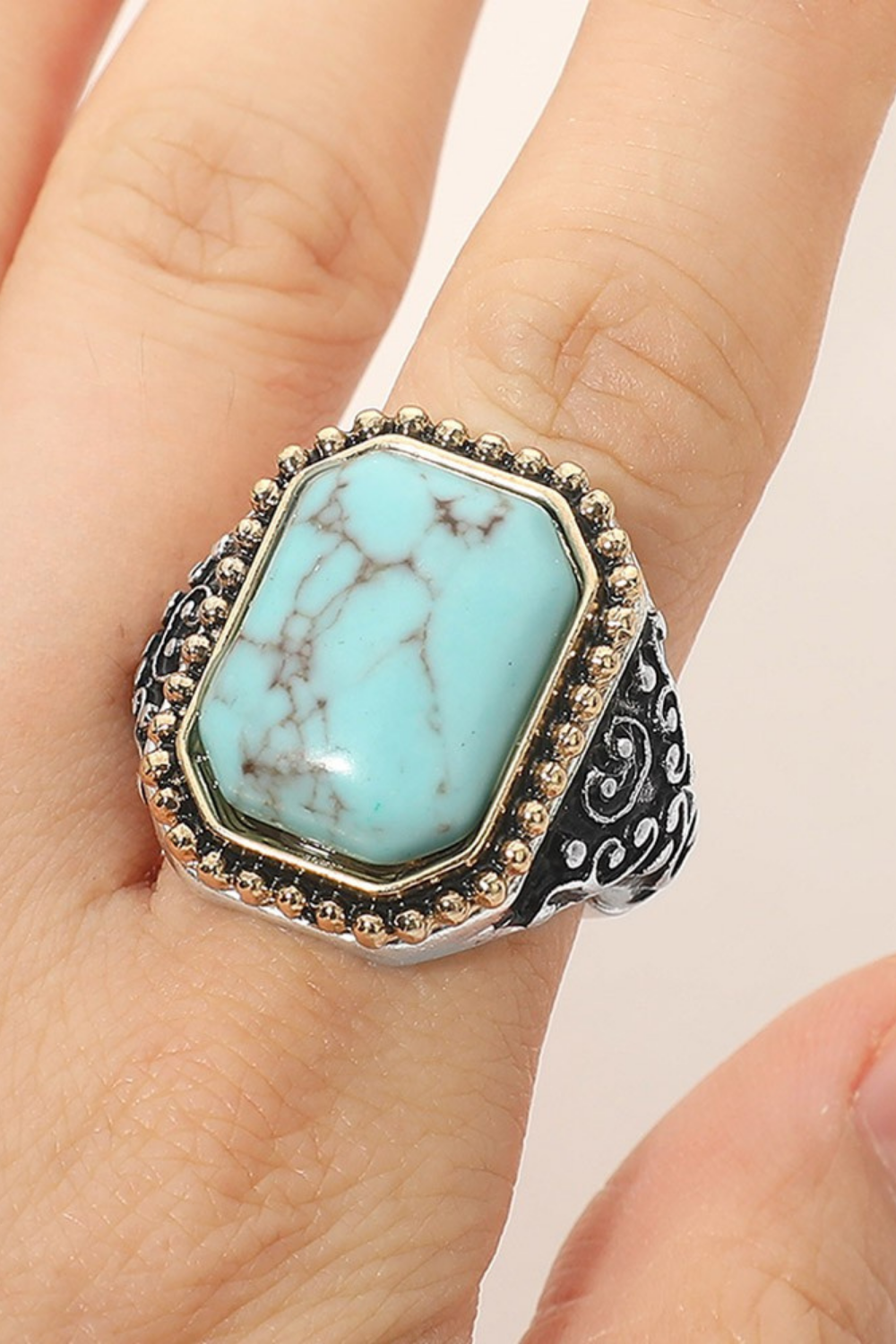 Western Canyon Stone Stretch Ring