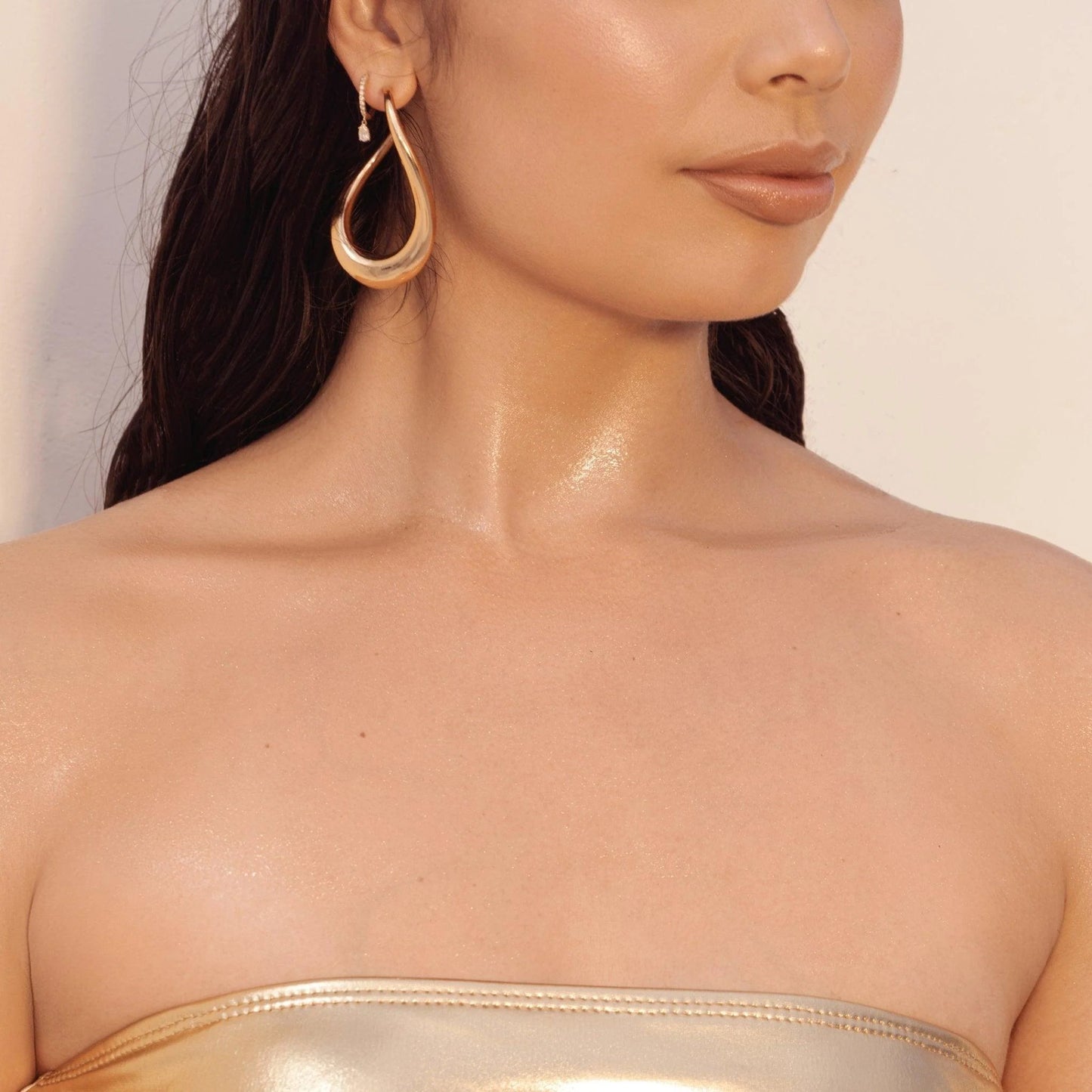 Beauty Creations Body Glow Oil - Blaire Shops