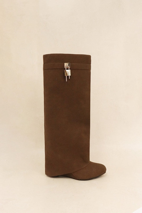 Brown Suede Knee - High Boots with Silver Lock Detail – Luxe Minimalist Edge - Brown boots for women Vacation Outfits Birthday Dresses Going Out Looks