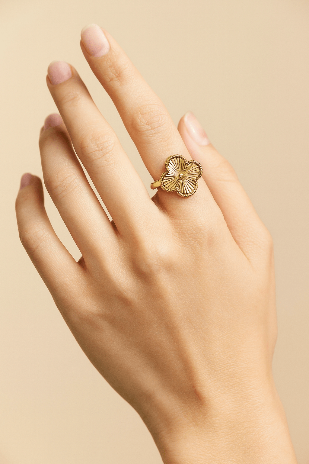 Back View Ring Clover 18k Plated Open Back Ring – Blaire Shops