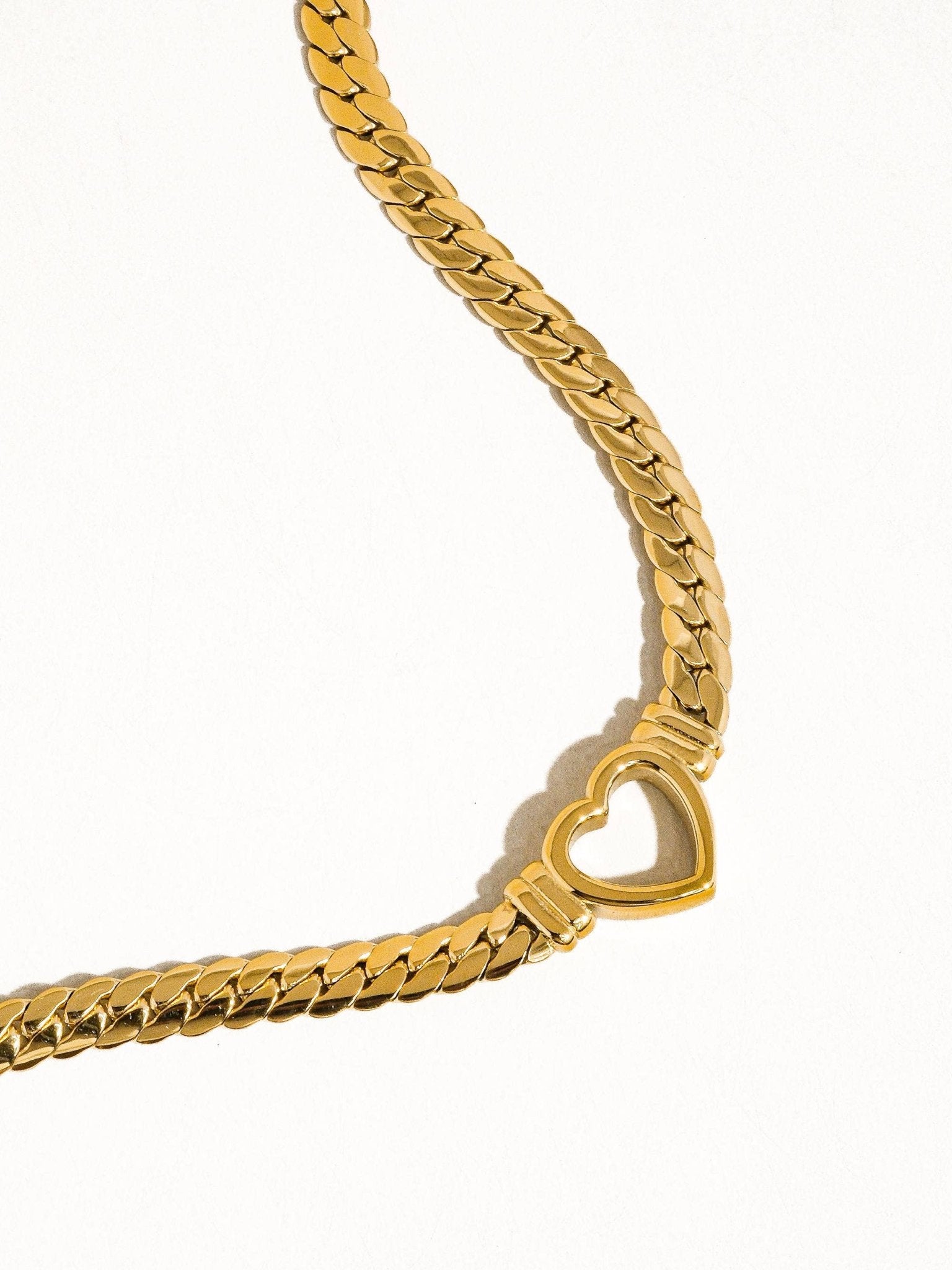 Evelyn 14K Plated Non - Tarnish Heart Snake Chain Necklace - Blaire Shops