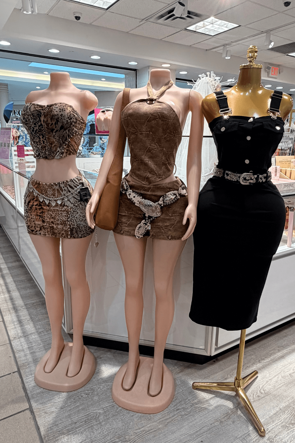 Midnight Rodeo Denim Crop Top & Skirt Set – Western Festival & Country Concert Outfit - Black outfit for women Vacation Outfits Birthday Dresses Going Out Looks