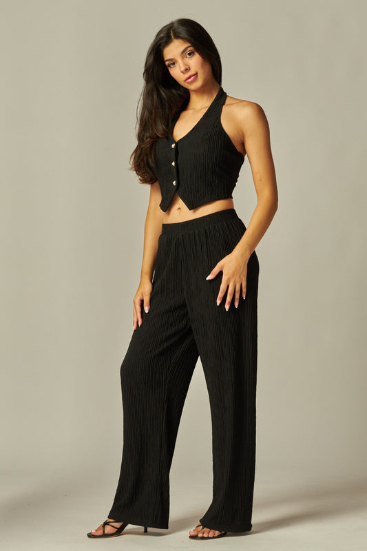 Noir Crinkled Plissé Halter Vest & Wide - Leg Pant Set - Black outfit for women Vacation Outfits Birthday Dresses Going Out Looks