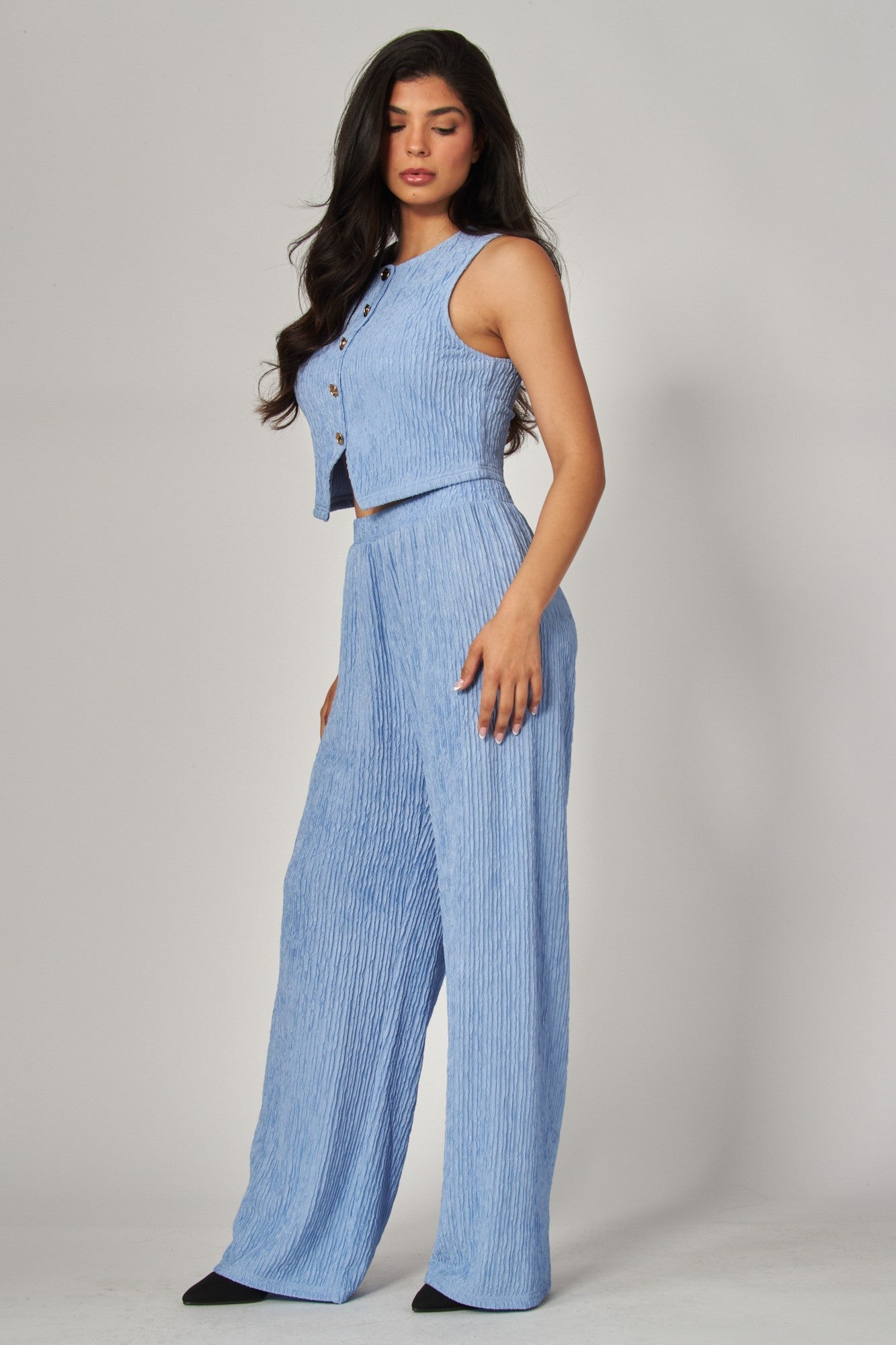 Plissé Waistcoat Top & Wide - Leg Pant Set – Chic Brunch, Work & Travel Outfit for Women - Cream outfit for women Vacation Outfits Birthday Dresses Going Out Looks