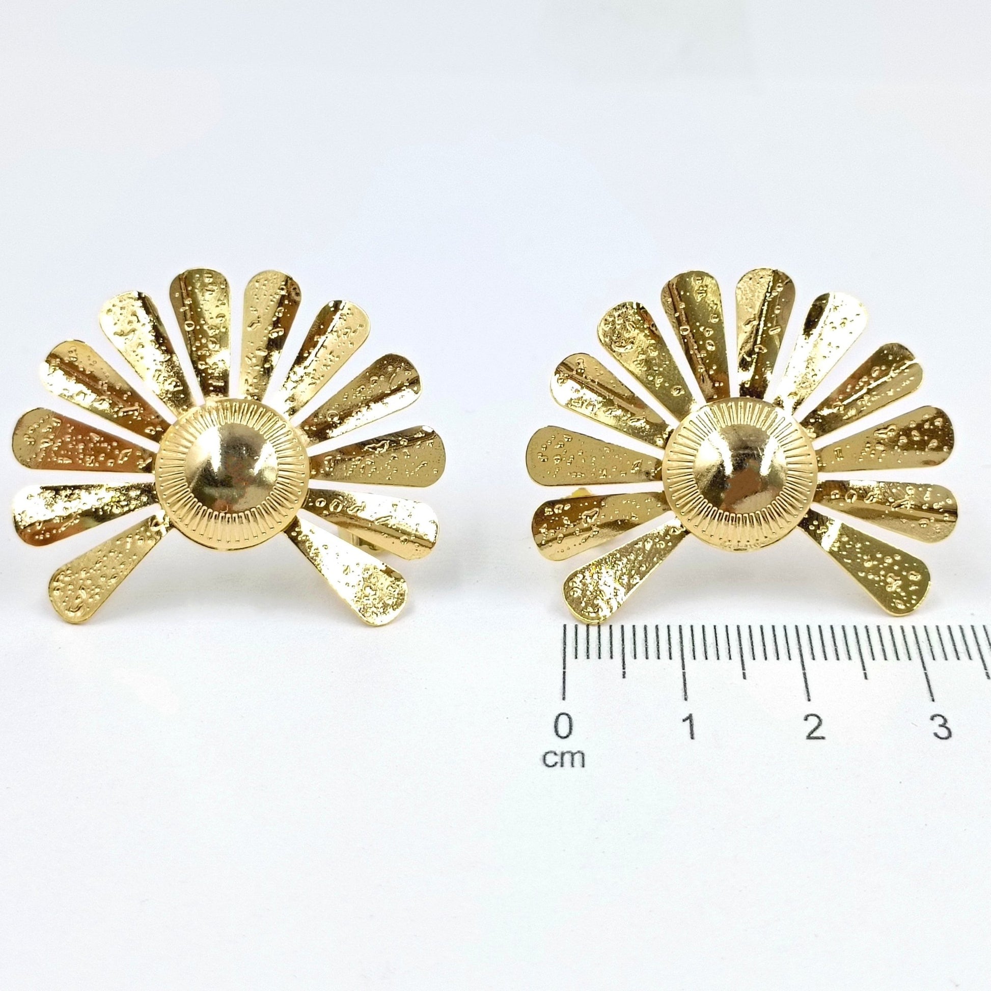 Sunflower Detail Statement 18K Gold Plated Earrings - Blaire Shops